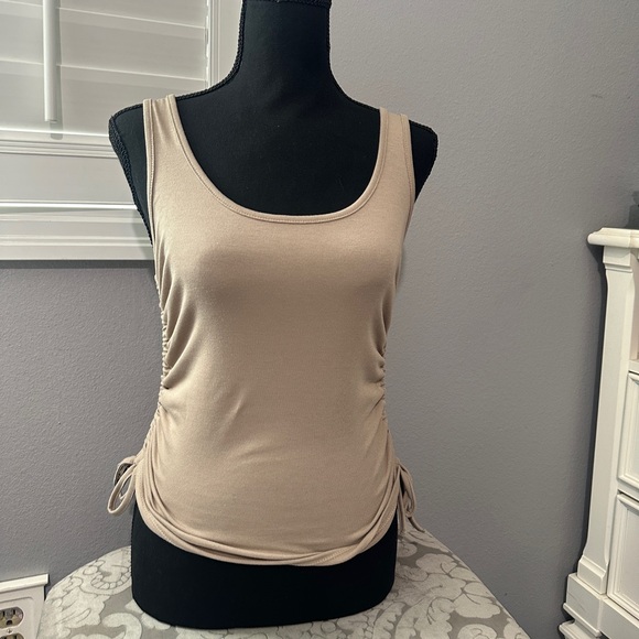 4th & Reckless Ruched Tank - Picture 2 of 5